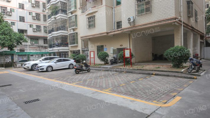 世纪新苑外景图