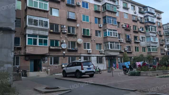 雪松新城C区外景图