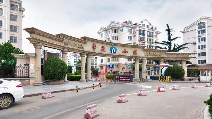 馨苑小区外景图