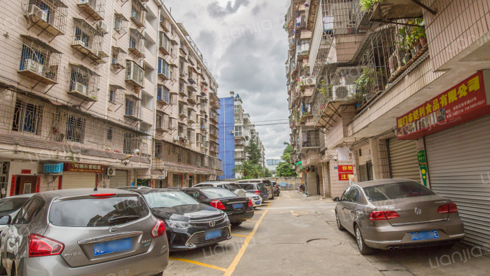 兴湖花园外景图