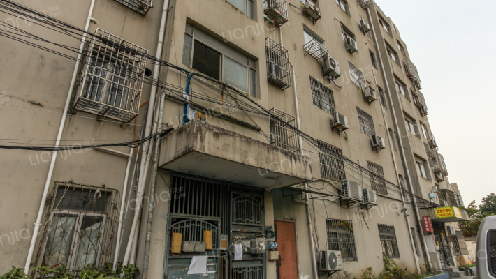 宝城小区外景图