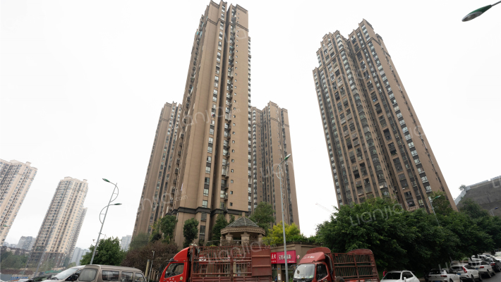 美每家华龙城外景图