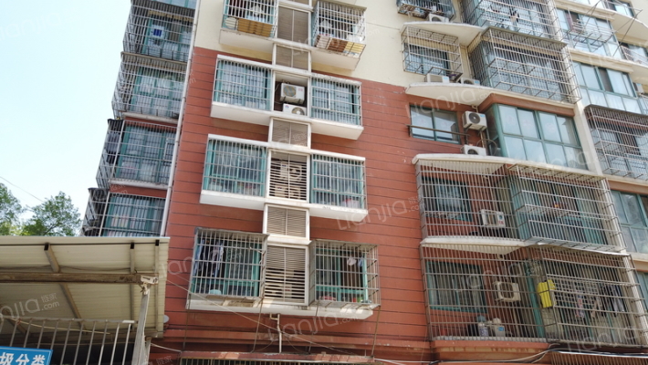 龙凤园龙西路87号外景图