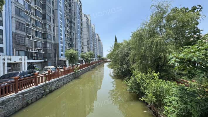 白云渡花园别墅外景图