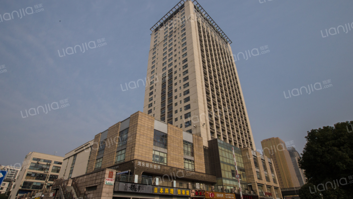 弘基财富广场外景图