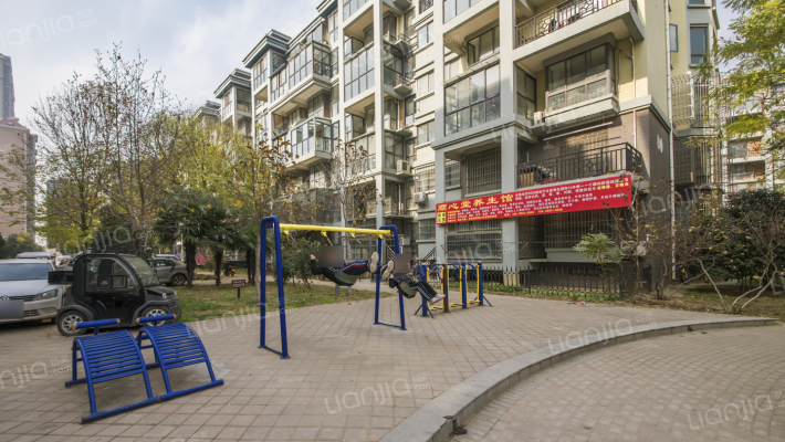 郑东宽豪斯外景图