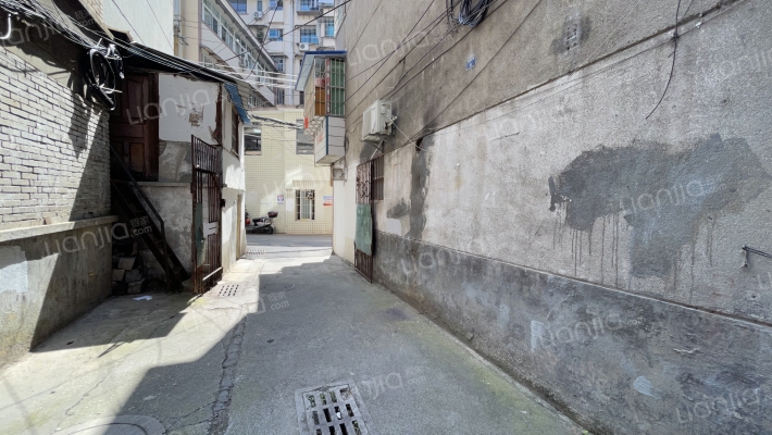 鲤鱼西巷16号外景图