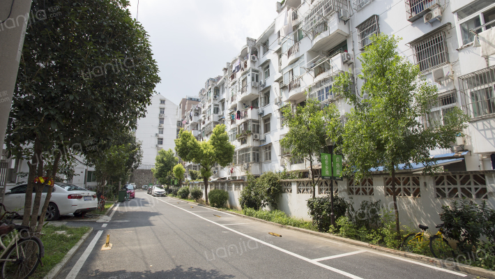 翠竹园西村外景图