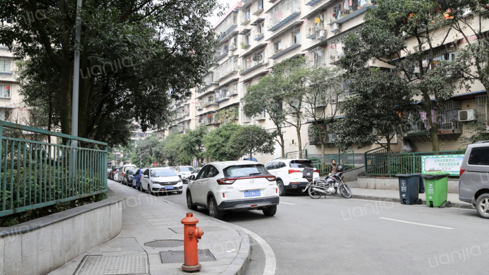 南山花园B区外景图