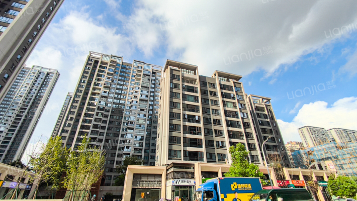 万科金域国际B区外景图