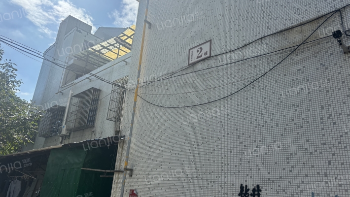 望星路住宅楼外景图