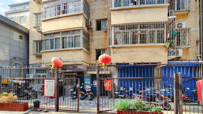 东圣公寓外景图