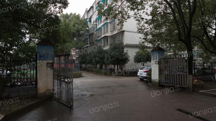 长沙矿山研究院采矿设备公司宿舍外景图