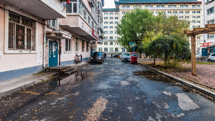 医大二院家属院外景图