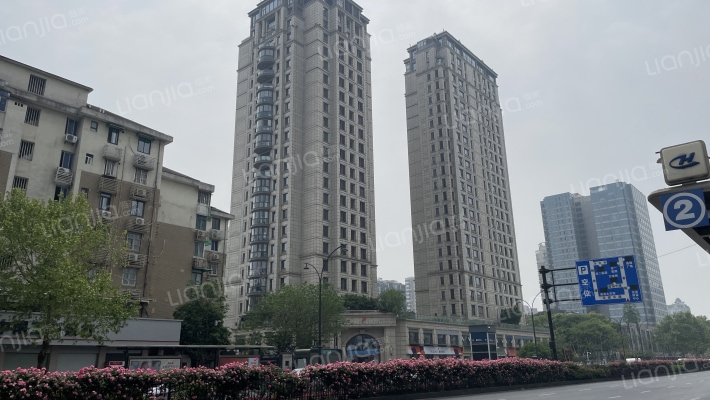 紫玉名府外景图