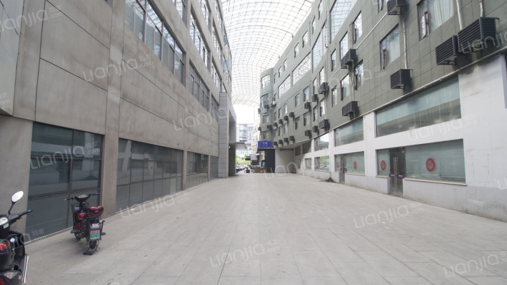 紫鑫商务花园外景图