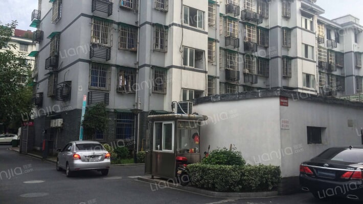 长兴苑小区外景图