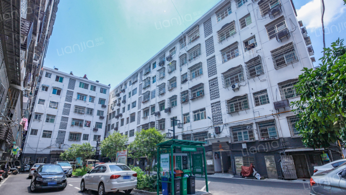 金田公寓外景图