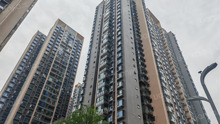 帝一广场外景图