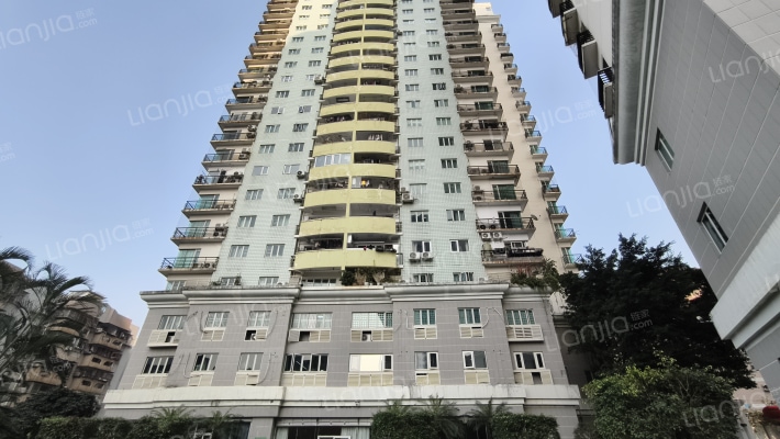 世界花园海华居外景图