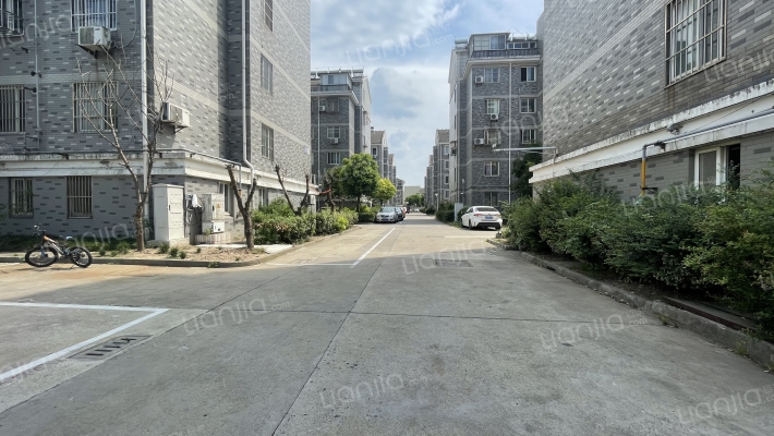 东景花园外景图