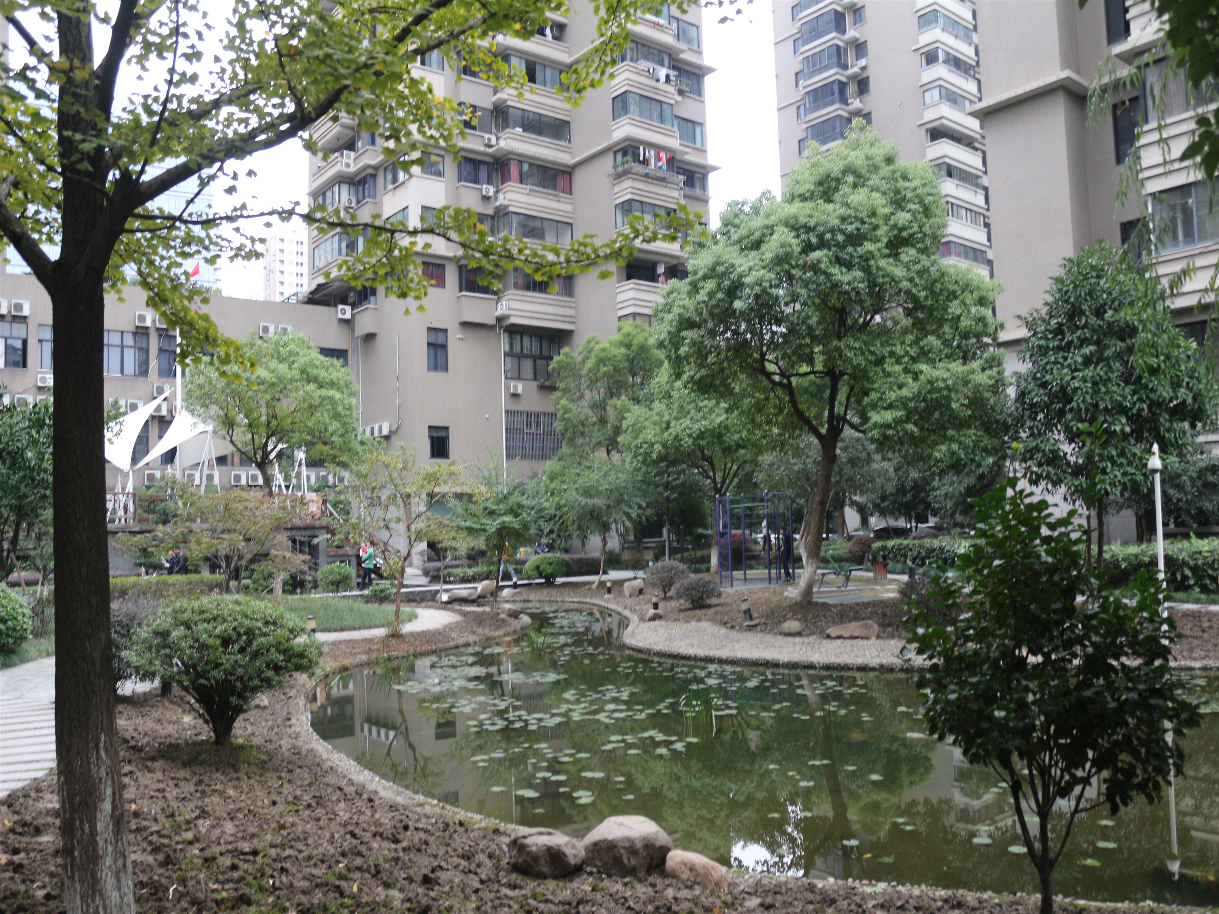 Linjiang Garden compound photo 29
