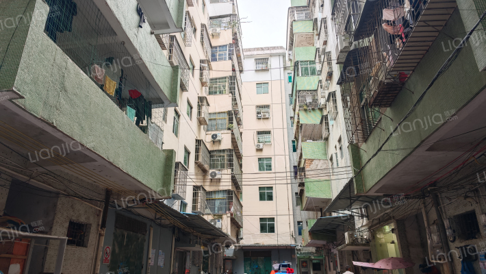 华龙花园外景图