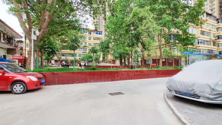 仁厚庄小区外景图