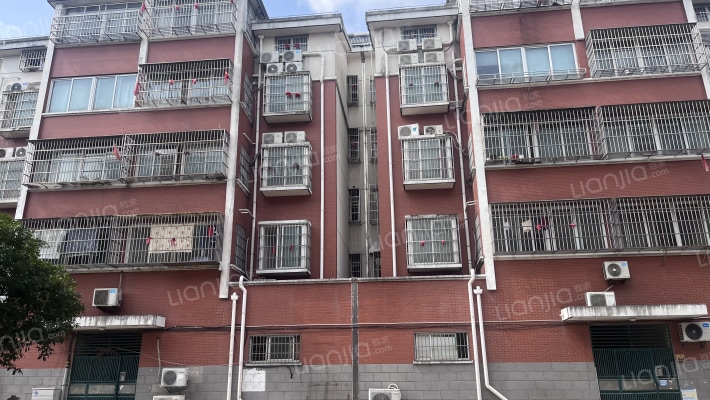 梅兴苑小区外景图