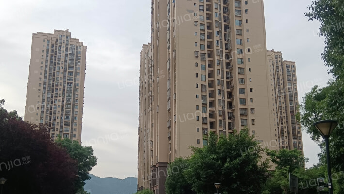 天堡家园外景图