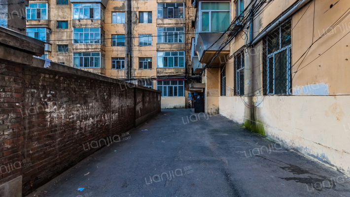 教育学院家属楼外景图