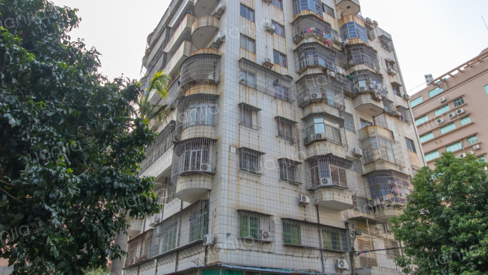 工商局宿舍外景图