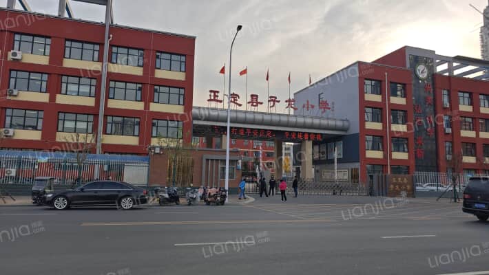 镇政府家属楼外景图