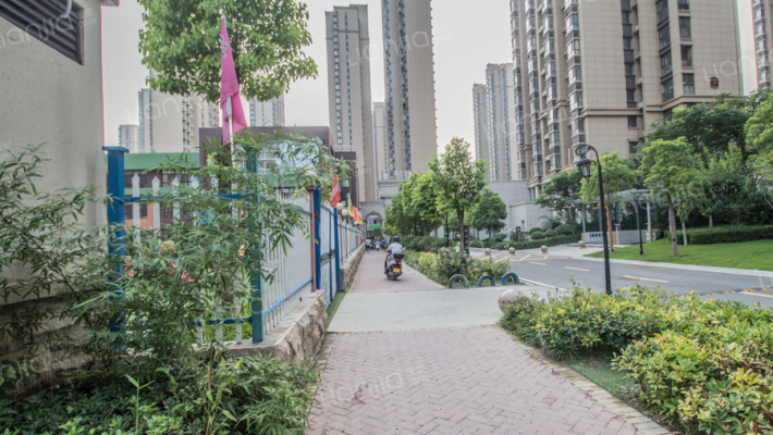 翰林国际城桃李园小区外景图