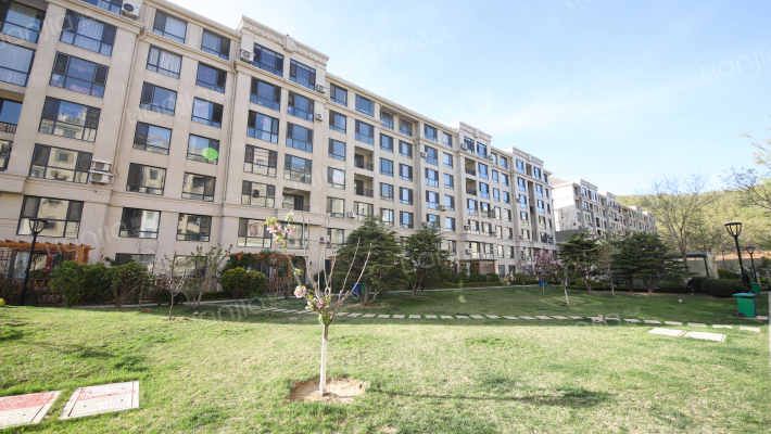 保亿丽景山外景图