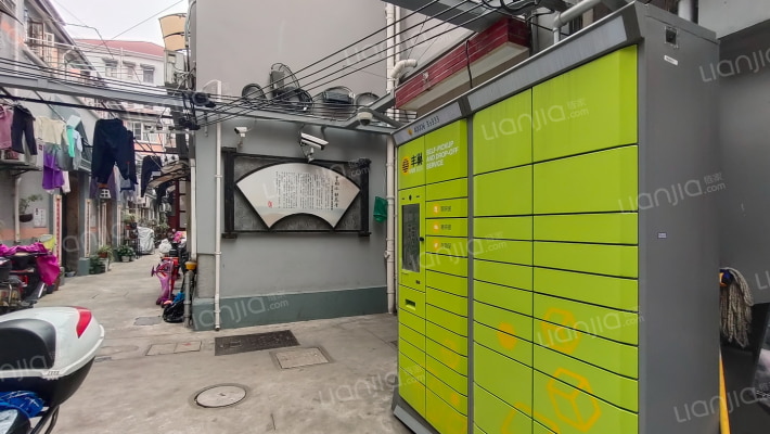 蓬莱路303弄外景图