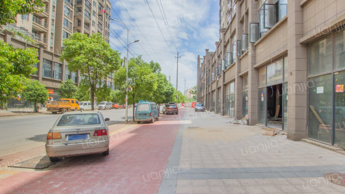 阳光家园外景图