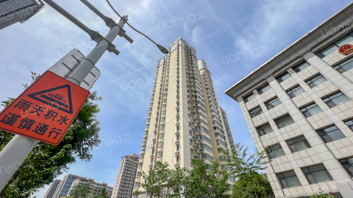 华森碧云天外景图