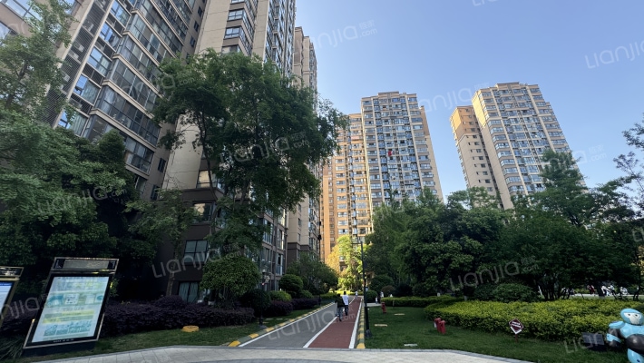 蓝光圣菲悦城一期外景图