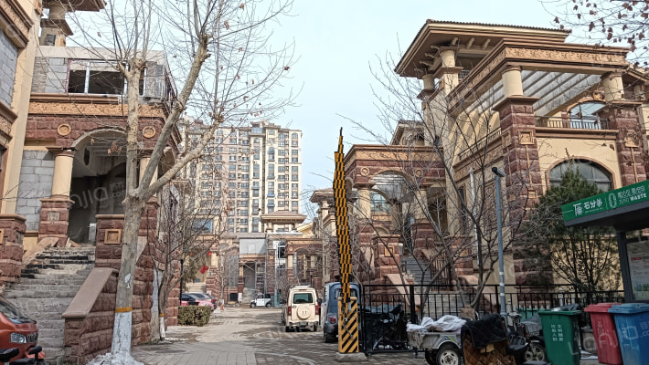 天山新伯爵外景图