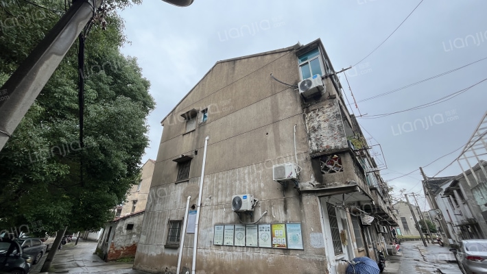 白果园新村外景图