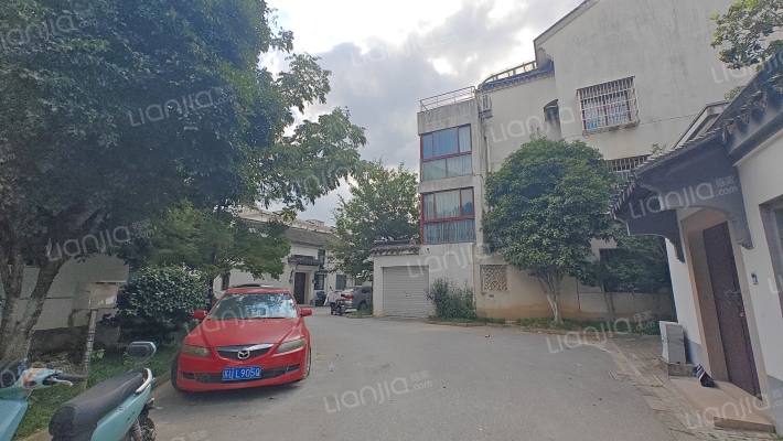 石皮弄外景图