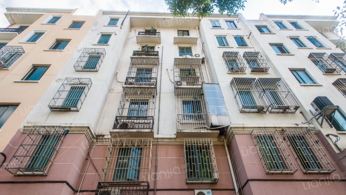 龙居花苑外景图