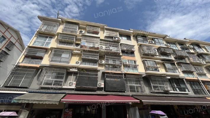 华夏广场小区外景图