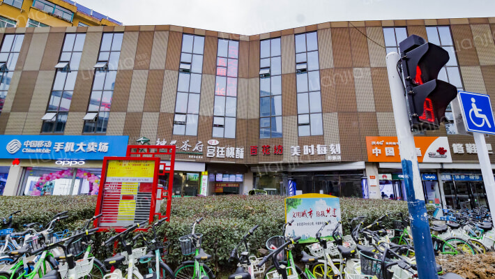 西城商住楼外景图