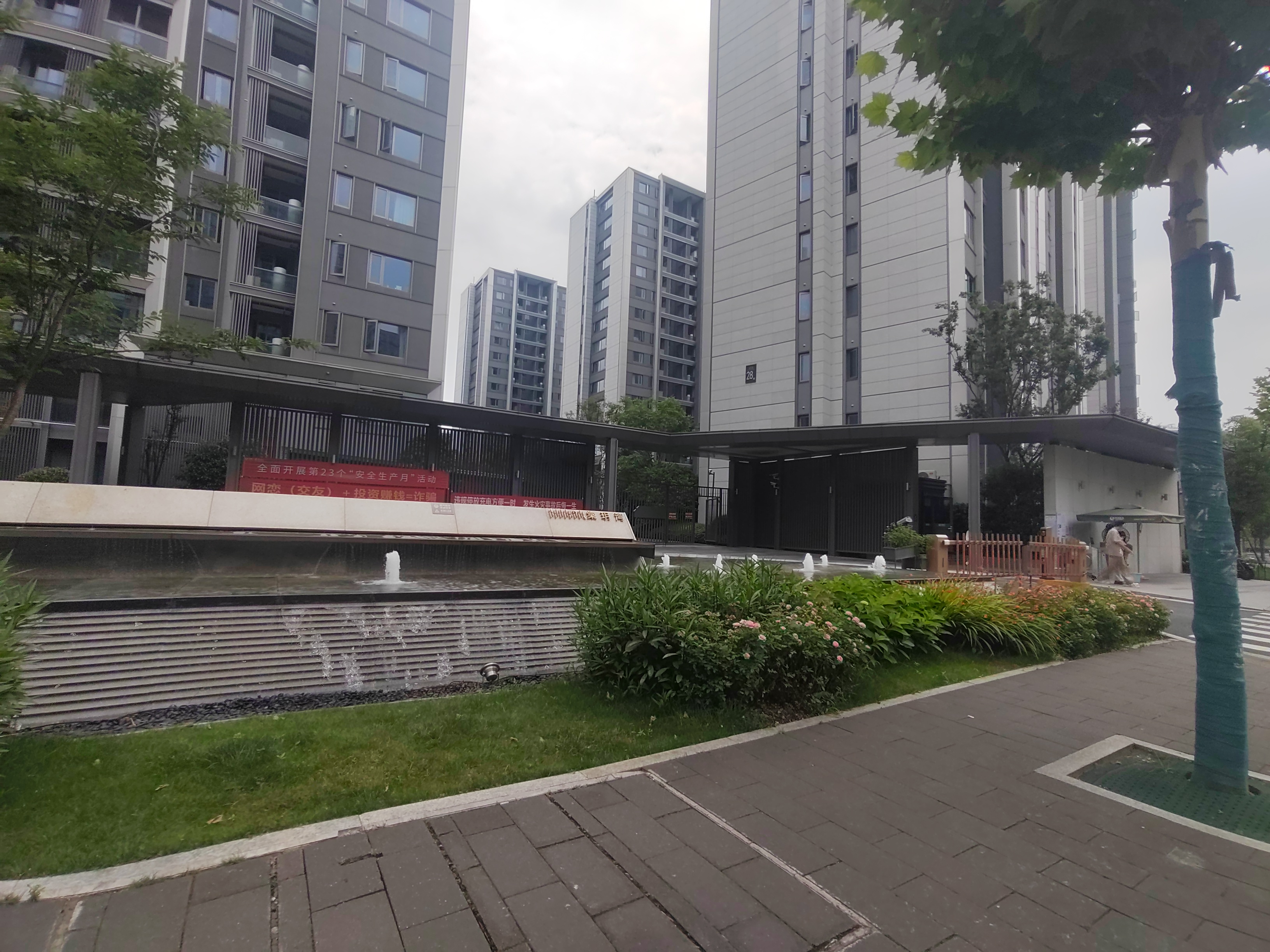 中南棠玥湾小区实景 10