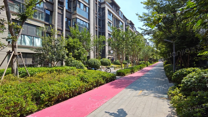 未名园映月台外景图