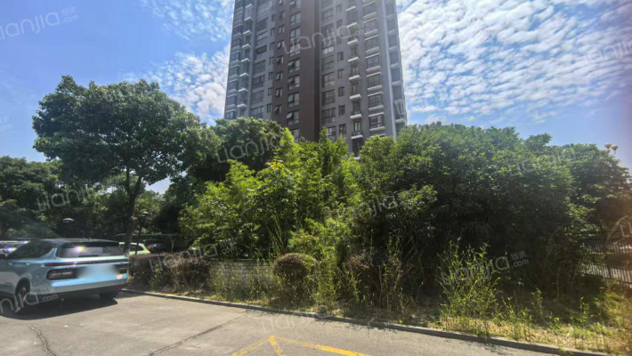 幸福广场外景图