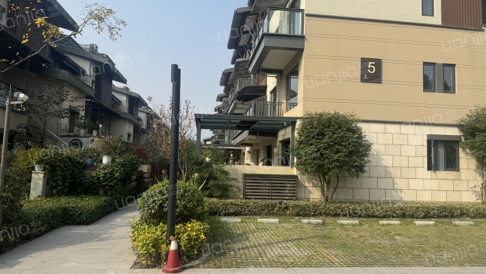 中粮原山外景图