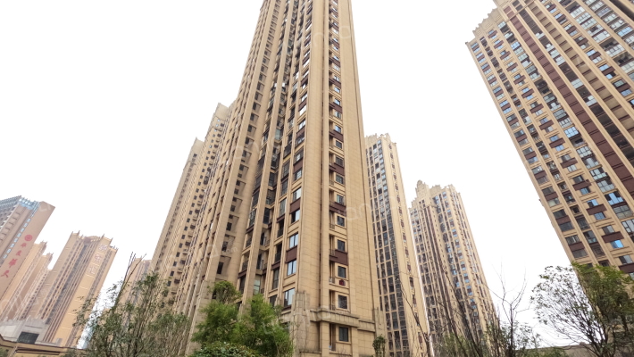 东方美地外景图